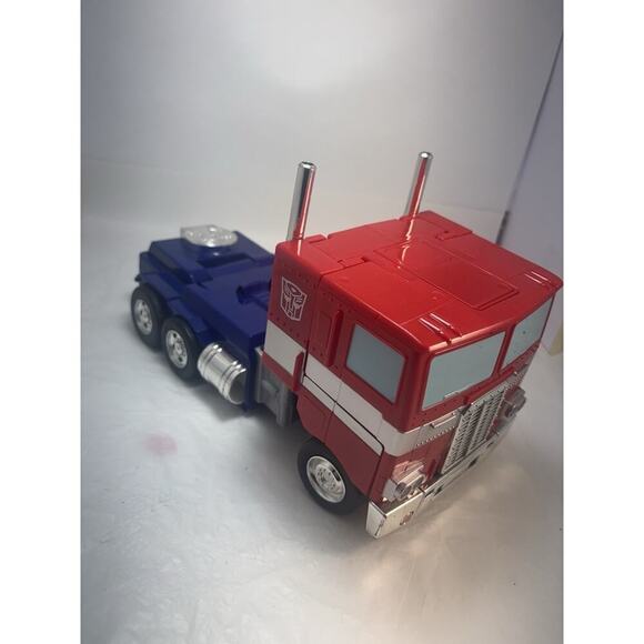 Transformers Optimus Prime Converting RC- Jada Toys (No Remote) Lights, Talks - Picture 1 of 3